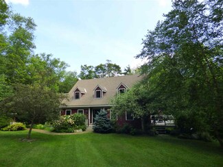 84 Upper Powderhorn Rd, Manchester Center, VT 05255
