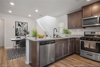 4913 Amberlyn St, Las Vegas, NV 89122