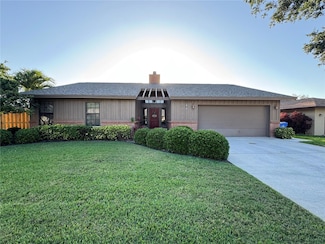 1916 38th St W, Bradenton, FL 34205