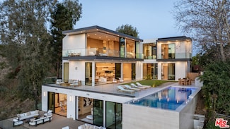 1149 Linda Flora Dr, Los Angeles, CA 90049