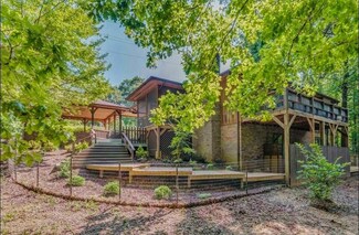 1761 Warrior Dr, Tryon, NC 28782