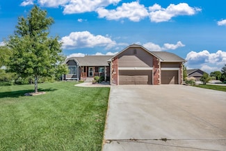 15050 W Shadow Lakes St, Wichita, KS 67223