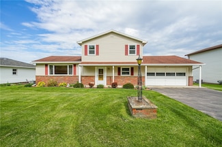 63 Shadywood Dr, Rochester, NY 14606