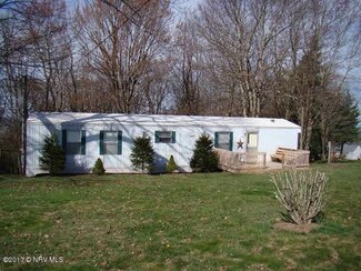 707 Carrollview Ln, Fancy Gap, VA 24328