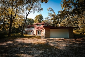 29222 Durand Ave, Burlington, WI 53105