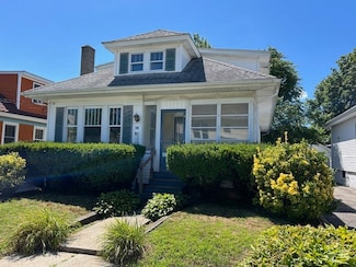 78 Benedict Rd, Warwick, RI 02888