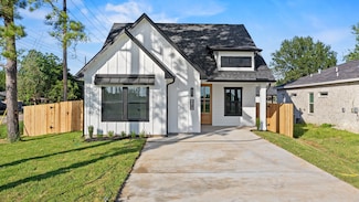 8813 Altimore Rd, Needville, TX 77461