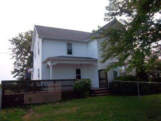 181 E 2200 North Rd, Danforth, IL 60930