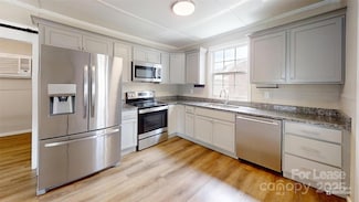 408 W Finger St, Maiden, NC 28650