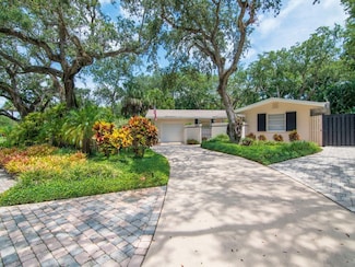 535 Flamevine Ln, Vero Beach, FL 32963