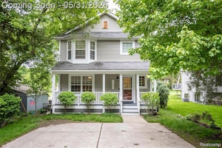 7457 Ore Lake Rd, Brighton, MI 48116
