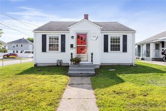 253 Baxter St, Pawtucket, RI 02861