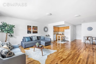 831 Willoughby Ave, Brooklyn, NY 11206