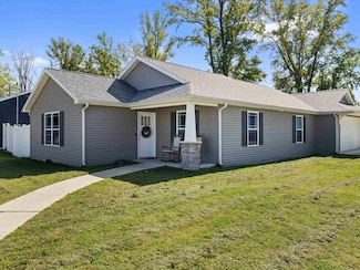 1450 Kayak Ln, Henderson, KY 42420