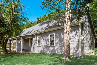 503 S Elm St, Kemp, TX 75143