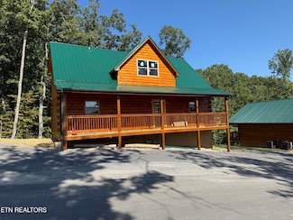 808 String Run Way, Pigeon Forge, TN 37863