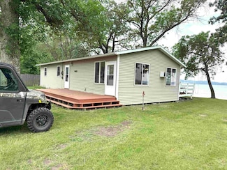 19756 Dodd Rd, Le Center, MN 56057