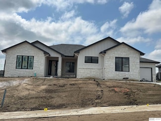11412 S 124th St, Papillion, NE 68046