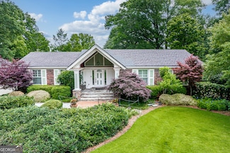 1033 Crawford St, Madison, GA 30650
