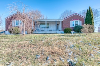 817 Scott St, Marion, VA 24354