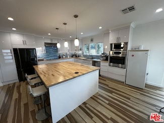 441 W Ellis Ave, Inglewood, CA 90302