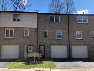71 Woodridge Trail, Henrietta, NY 14467