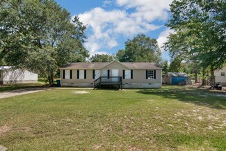 136 W Shellcracker Rd, Jesup, GA 31545