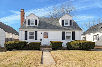 75 Dale Ave, Cranston, RI 02910
