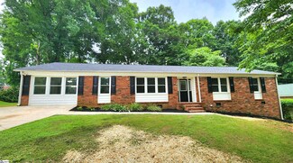 10 Armsdale Dr, Taylors, SC 29687