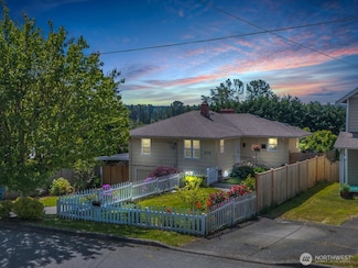 316 Avenue J Unit A, Snohomish, WA 98290