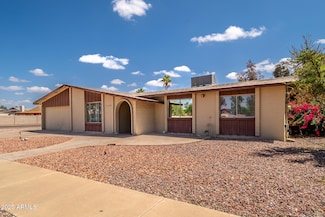 17219 N Lindner Dr, Glendale, AZ 85308