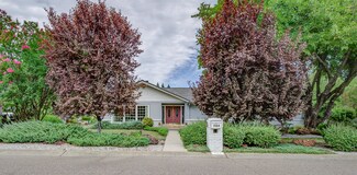 704 Joaquin Ave, Redding, CA 96002