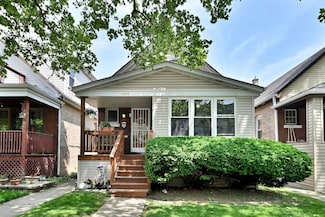 4938 W Patterson Ave, Chicago, IL 60641