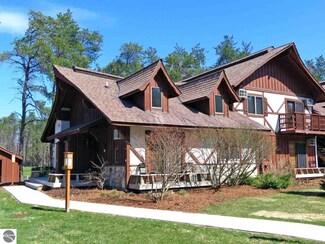 7795 Washtenaw Dr Unit 432-433, Thompsonville, MI 49683