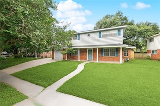 5621 Pembrook Dr, New Orleans, LA 70131