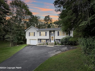 228 Wilbur Bloom Blvd, East Stroudsburg, PA 18302