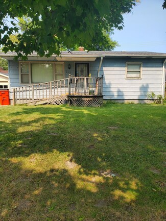 785 Wauceda Ave, Benton Harbor, MI 49022