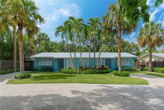 713 SE Stypmann Blvd, Stuart, FL 34994