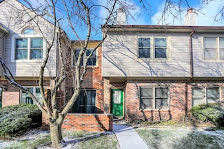 9464 Maple Way Unit 27, Indianapolis, IN 46268