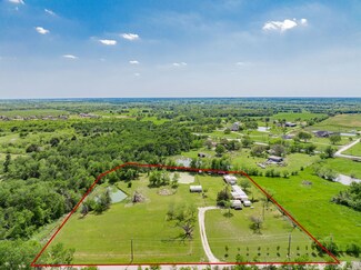 1206 Zagota Crossing Rd, Terrell, TX 75161