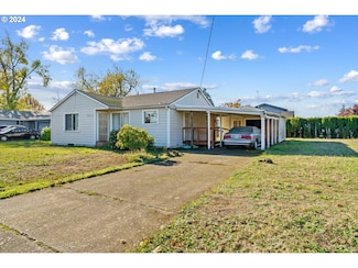 2038 17th St, Springfield, OR 97477