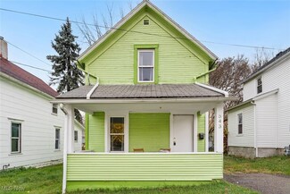 543 Beacon St, Akron, OH 44311