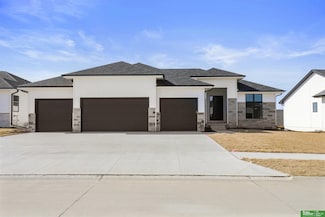 5504 N 212th Ave, Elkhorn, NE 68022