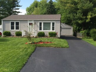 827 Morton St, Batavia, IL 60510