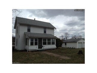 220 W Park St, West Lafayette, OH 43845