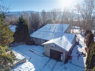 3116 Bermuda St, Malaga, WA 98828