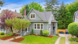 7029 16th Ave NE, Seattle, WA 98115