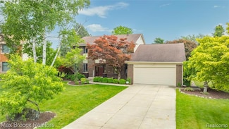 6247 Carpathian Ct, West Bloomfield, MI 48324