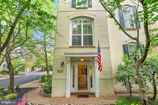 5263 Colonel Johnson Ln, Alexandria, VA 22304