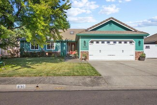 830 Amanda Way, Central Point, OR 97502